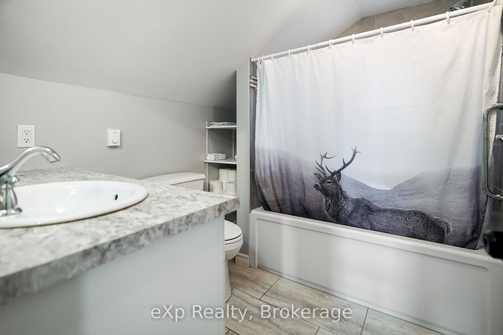 1060 Sanderson Street • Howick, ON photo 23