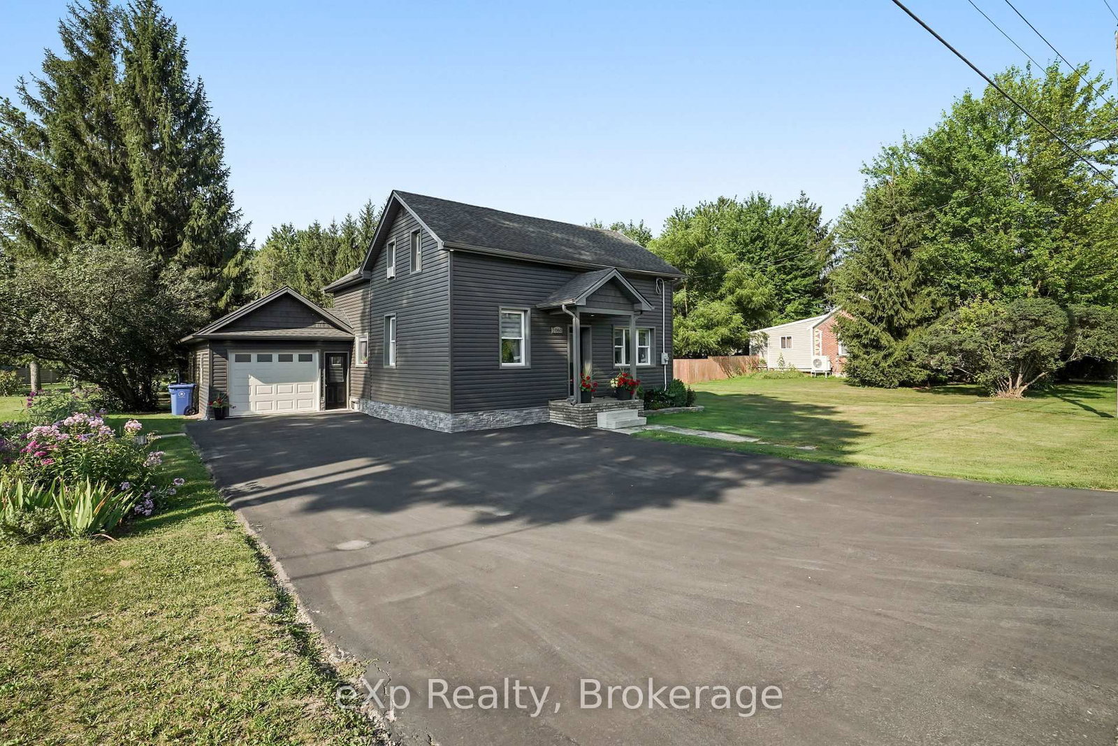 1060 Sanderson Street • Howick, ON photo 31