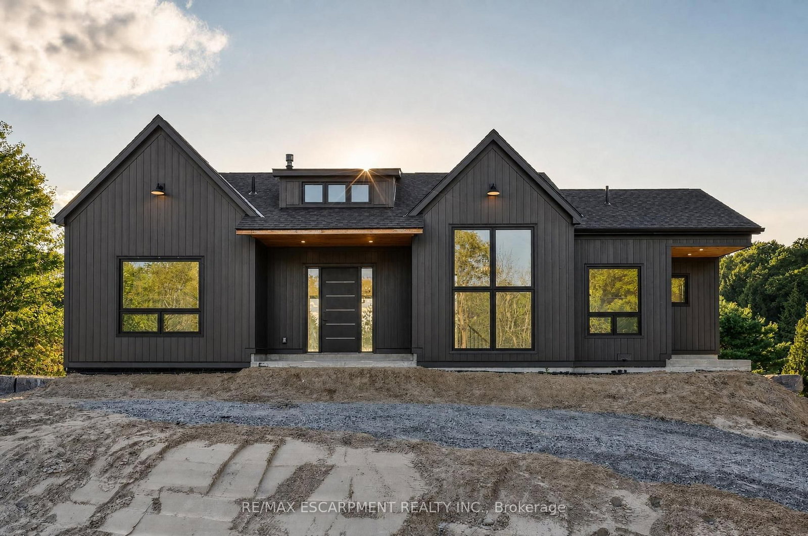 1641 Brackenrig Road • Muskoka Lakes, ON photo 3