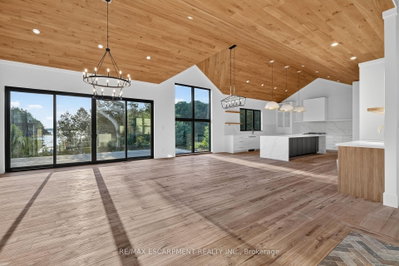 1641 Brackenrig Road • Muskoka Lakes, ON photo 8