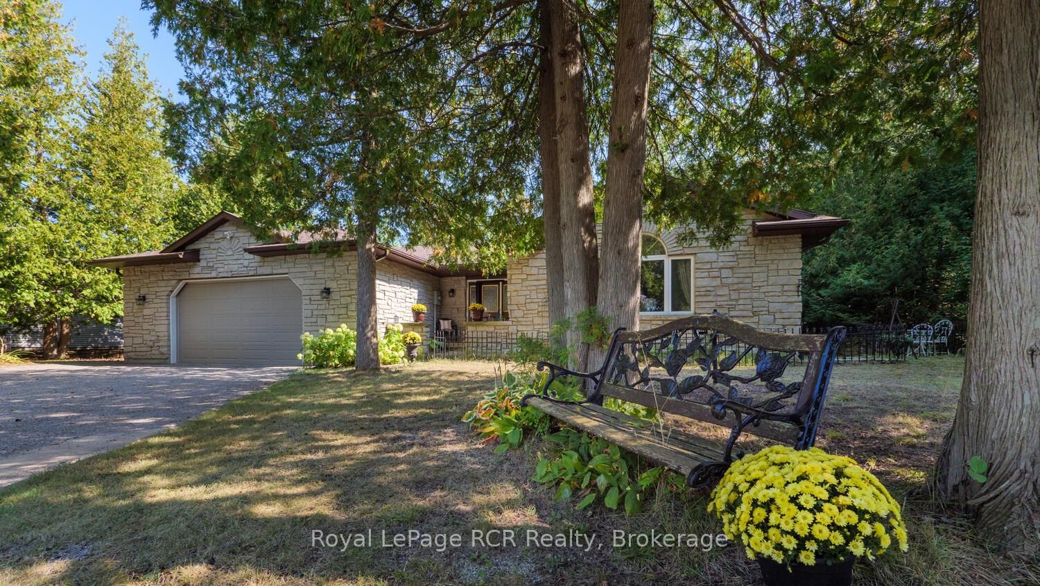 55 Shamrock Boulevard • South Bruce Peninsula, ON photo 1