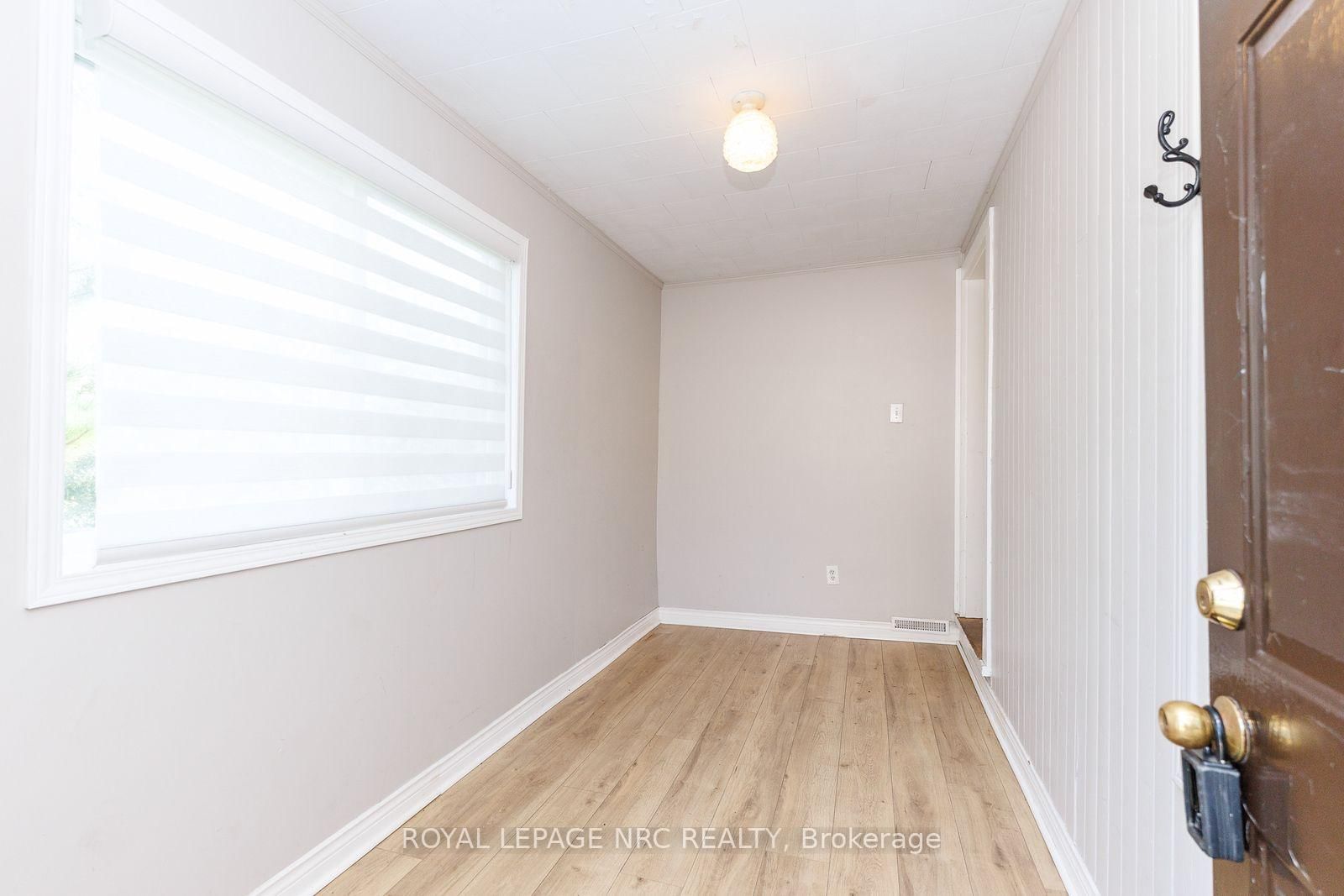 242 Henrietta Street • Fort Erie, ON photo 10