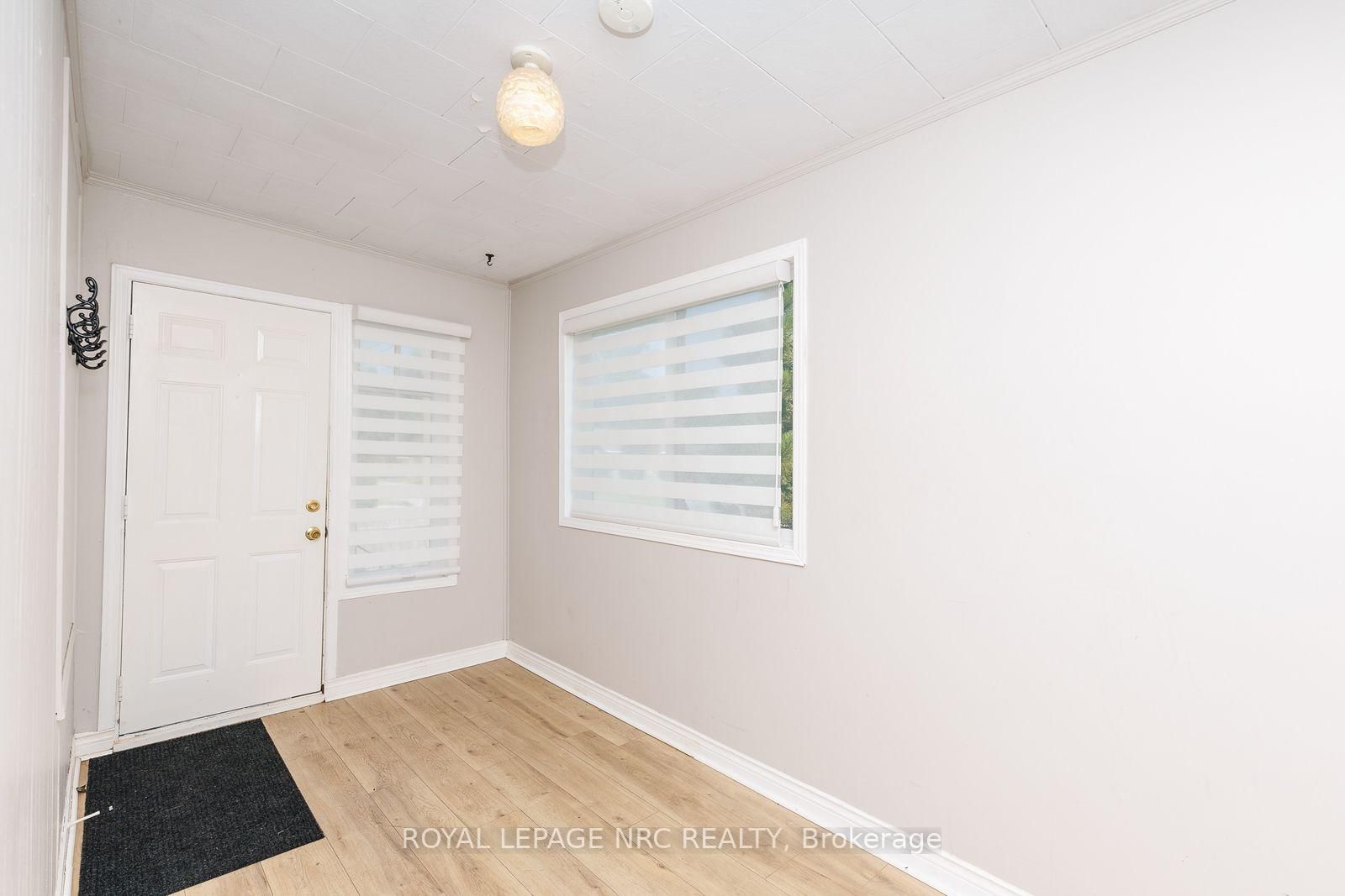 242 Henrietta Street • Fort Erie, ON photo 11