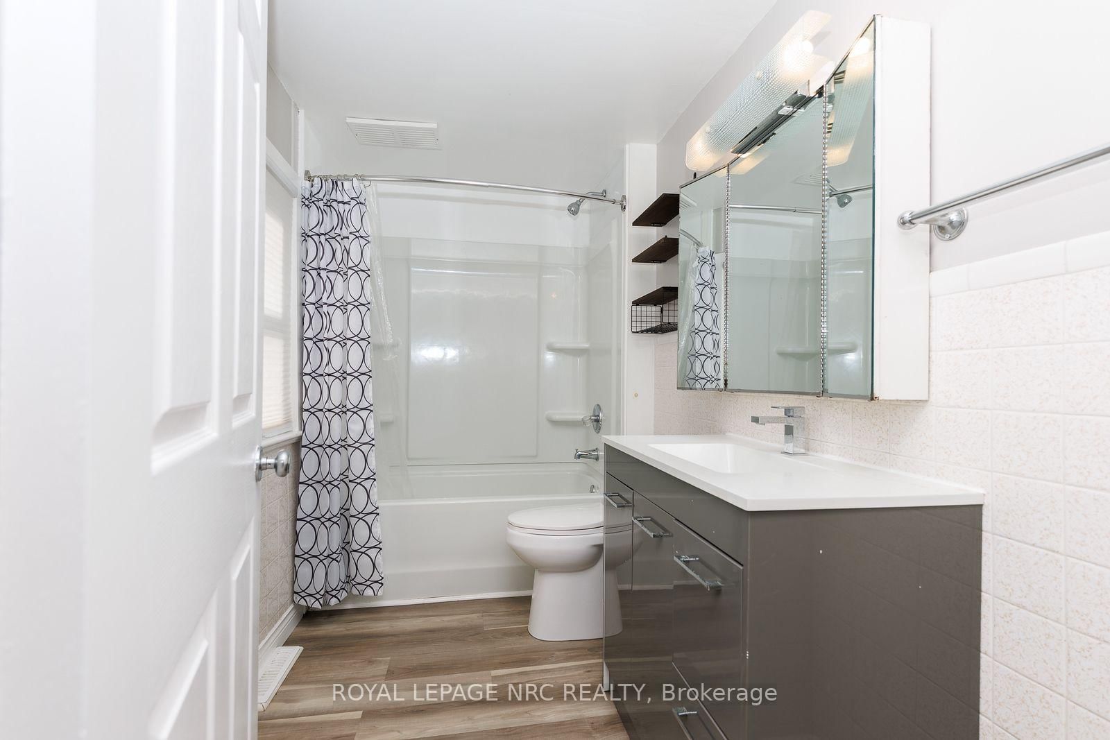 242 Henrietta Street • Fort Erie, ON photo 22
