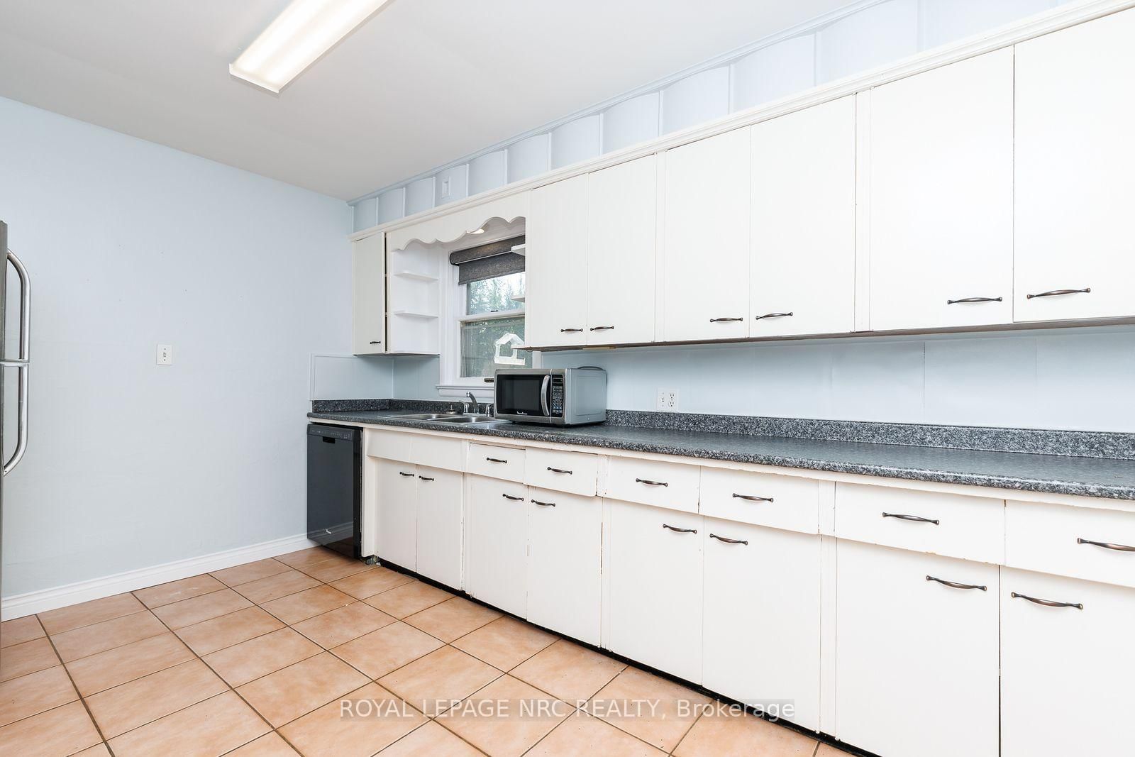 242 Henrietta Street • Fort Erie, ON photo 24
