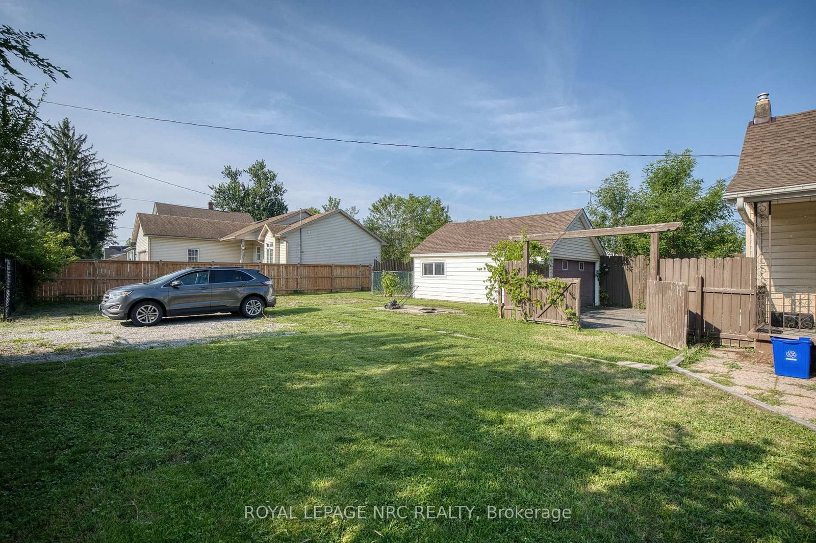 242 Henrietta Street • Fort Erie, ON photo 6