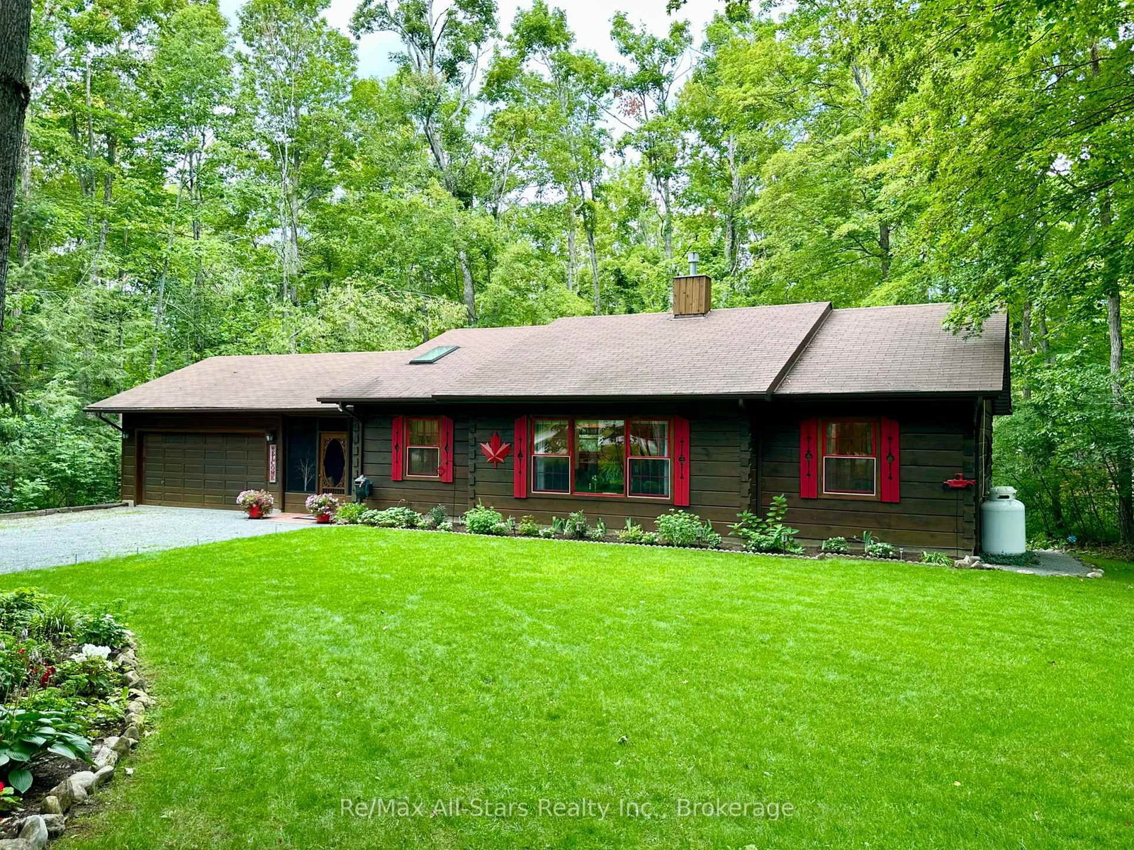 55 Golf Club Crescent • Kawartha Lakes, ON photo 1