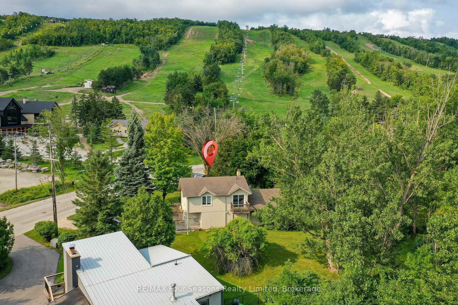 163 Craigleith Road • Blue Mountains, ON photo 4