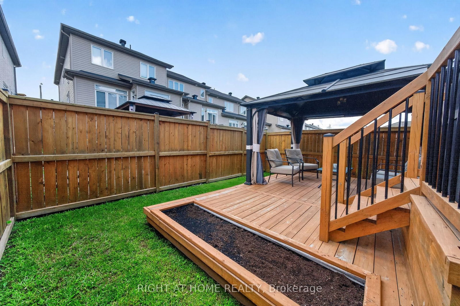 624 Spring Valley Drive • Ottawa, ON photo 45