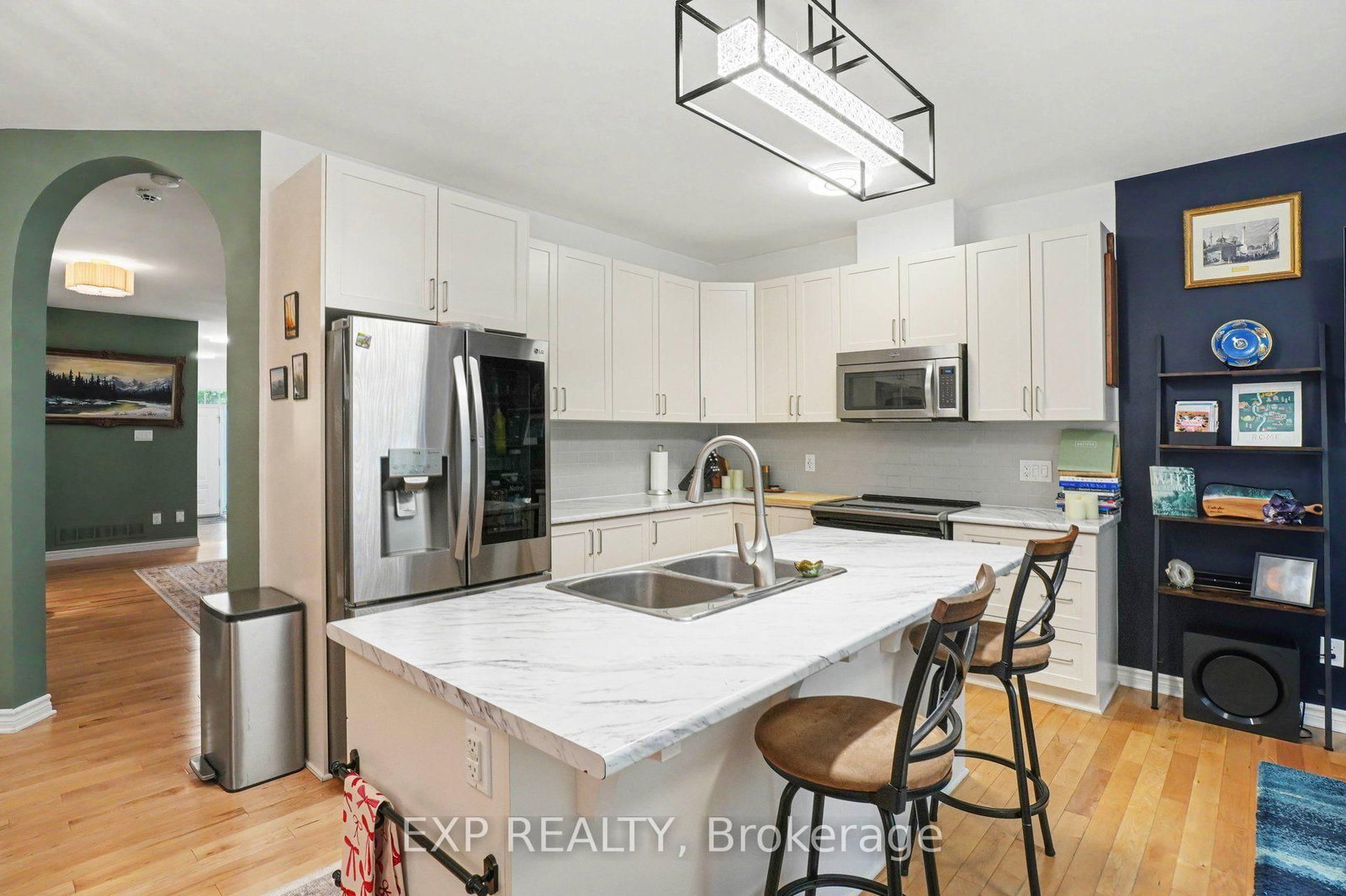 897 Bunchberry Way • Ottawa, ON photo 8