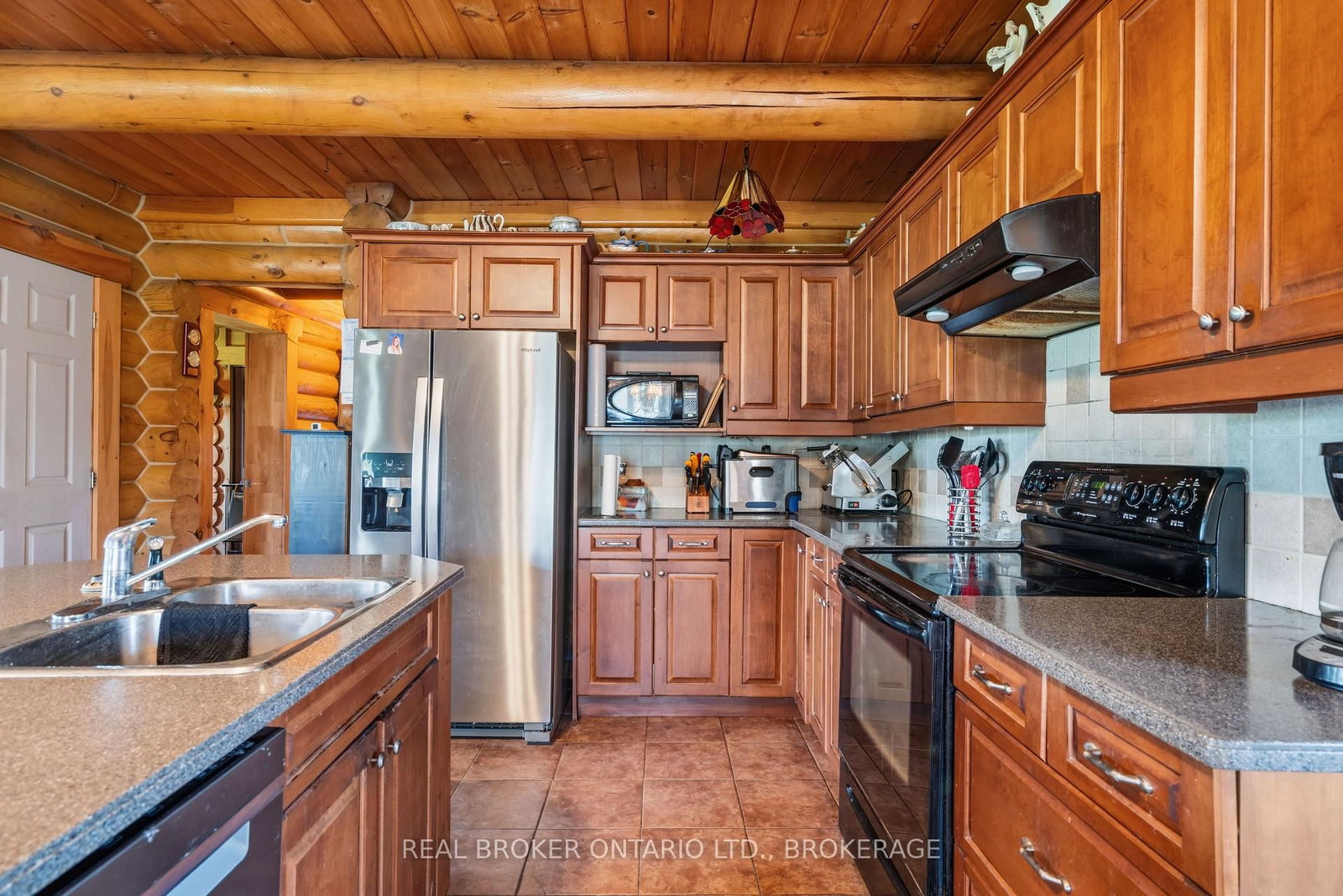 16610 Sixth Road • North Stormont, ON photo 14