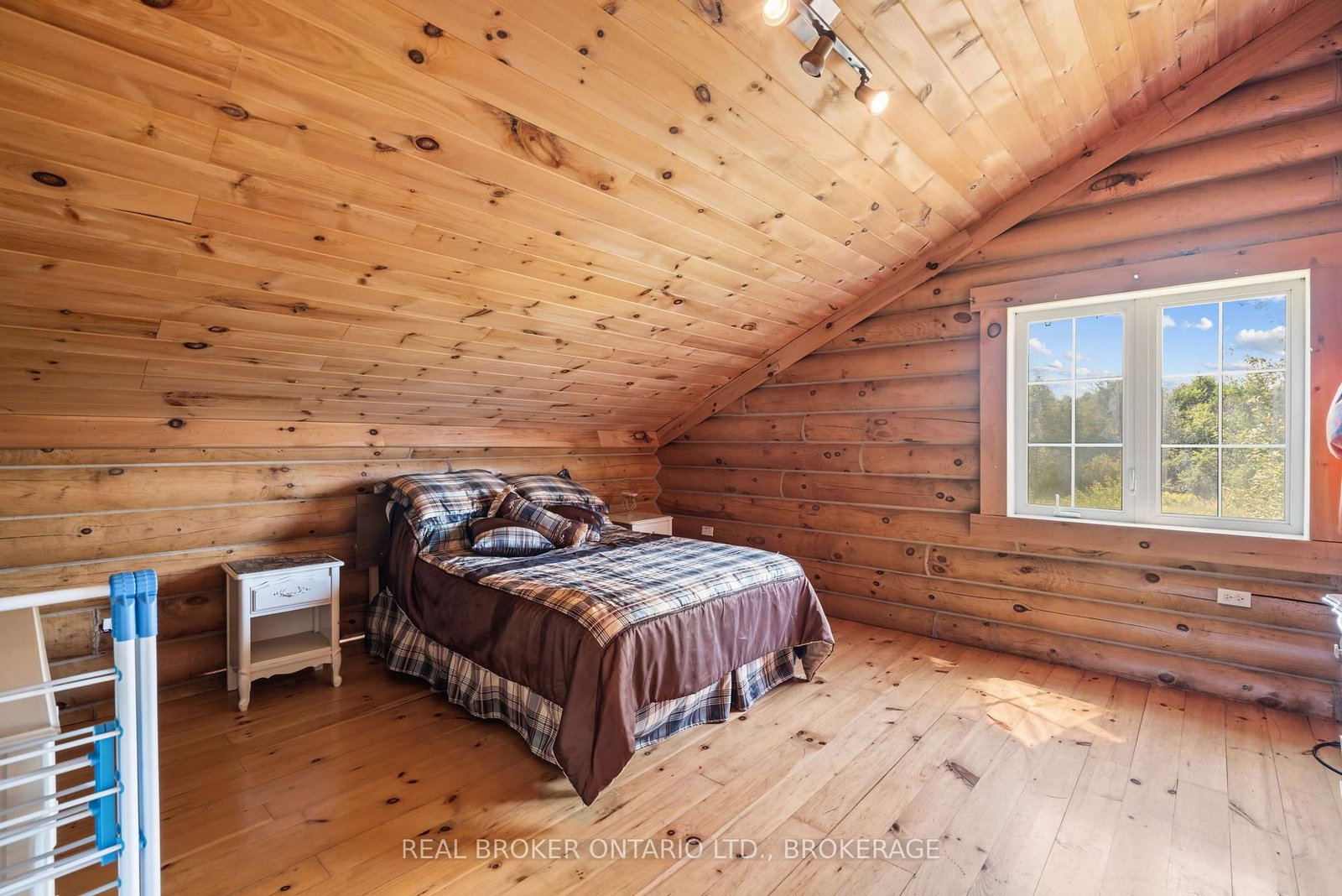 16610 Sixth Road • North Stormont, ON photo 21