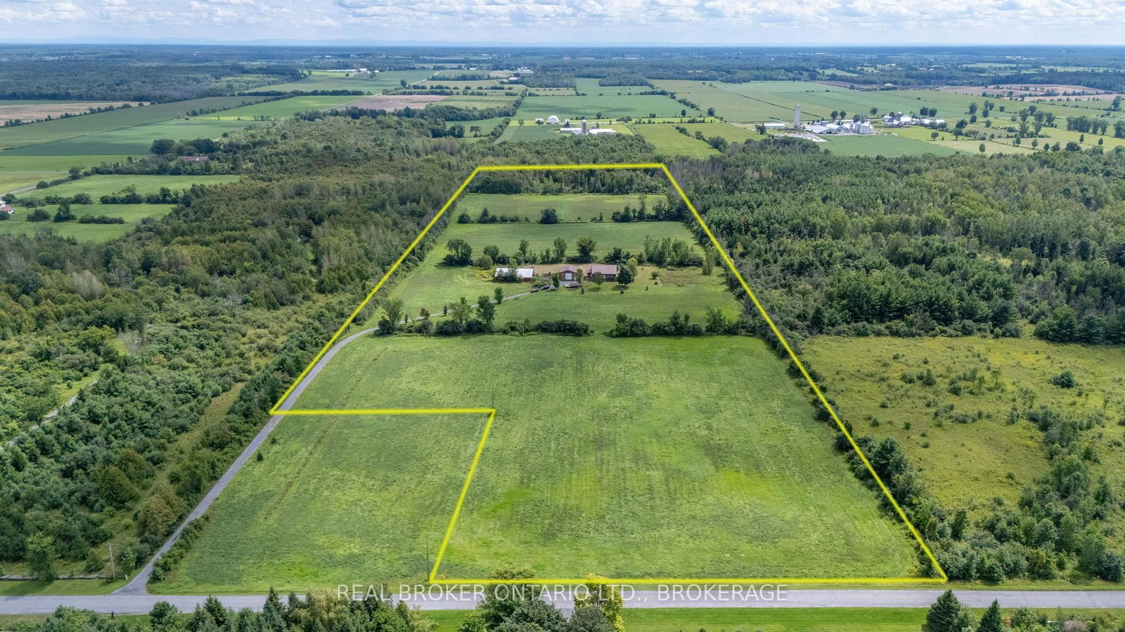 16610 Sixth Road • North Stormont, ON photo 34