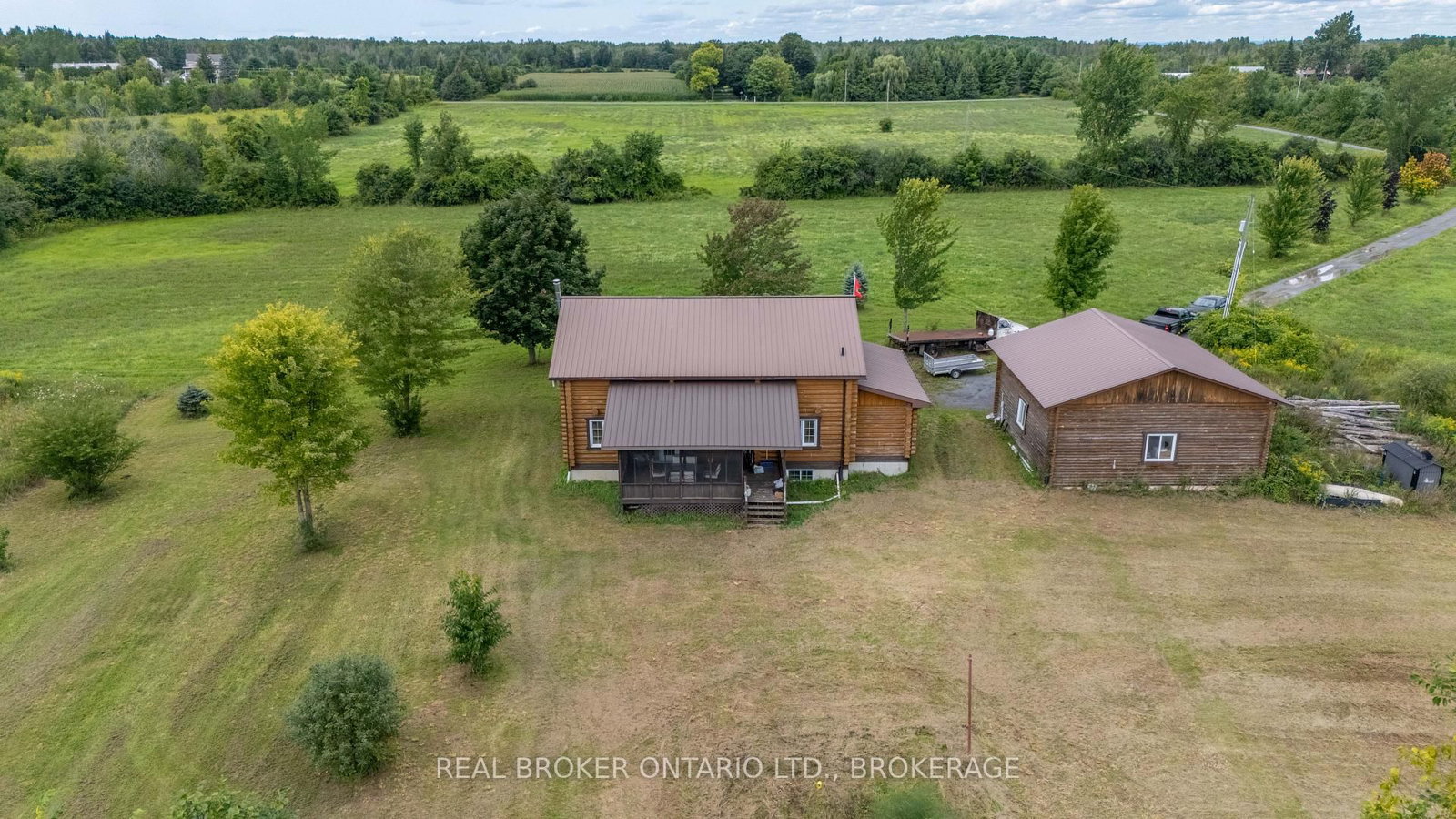16610 Sixth Road • North Stormont, ON photo 40