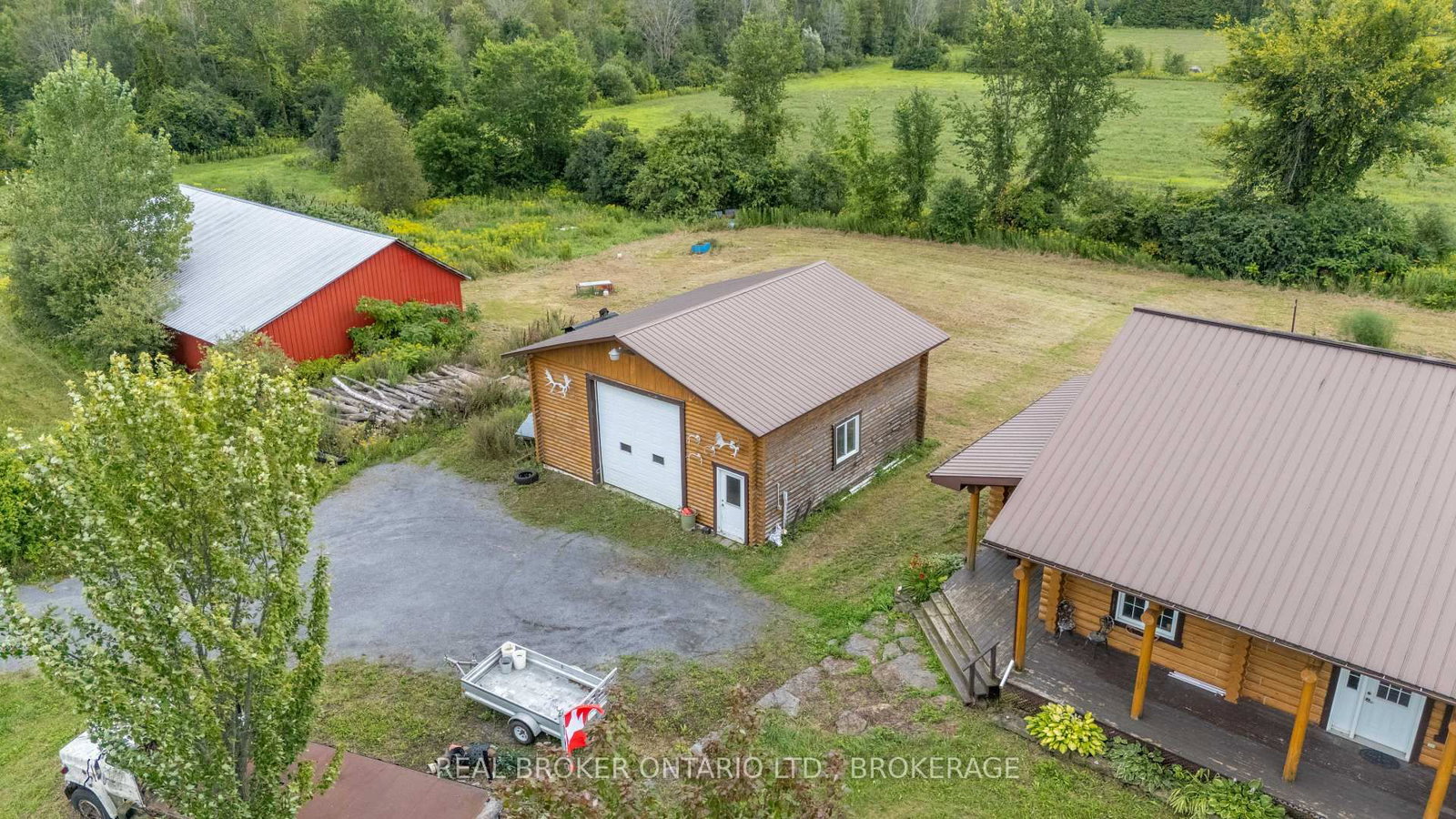 16610 Sixth Road • North Stormont, ON photo 46