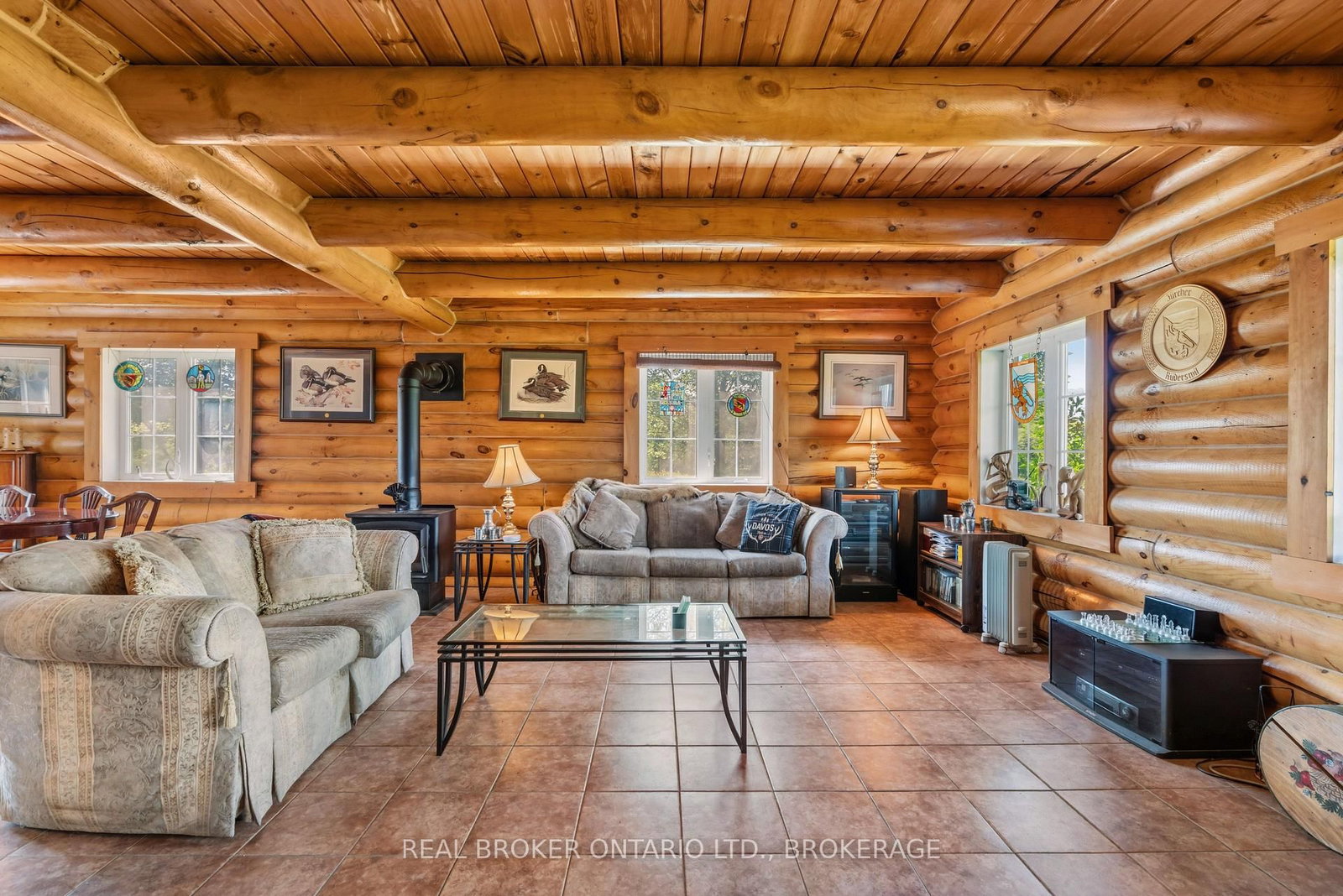 16610 Sixth Road • North Stormont, ON photo 8