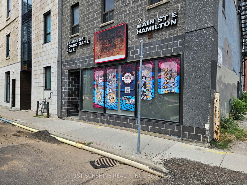 71 Main Street E