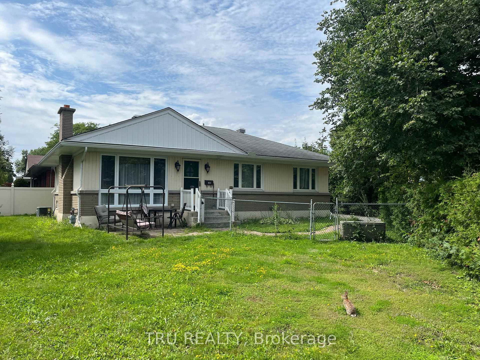 1908 Saunderson Drive • Ottawa, ON photo 33
