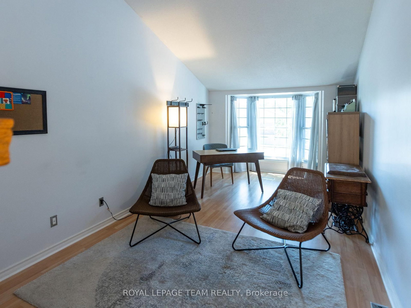930 Alenmede Crescent • Ottawa, ON photo 13