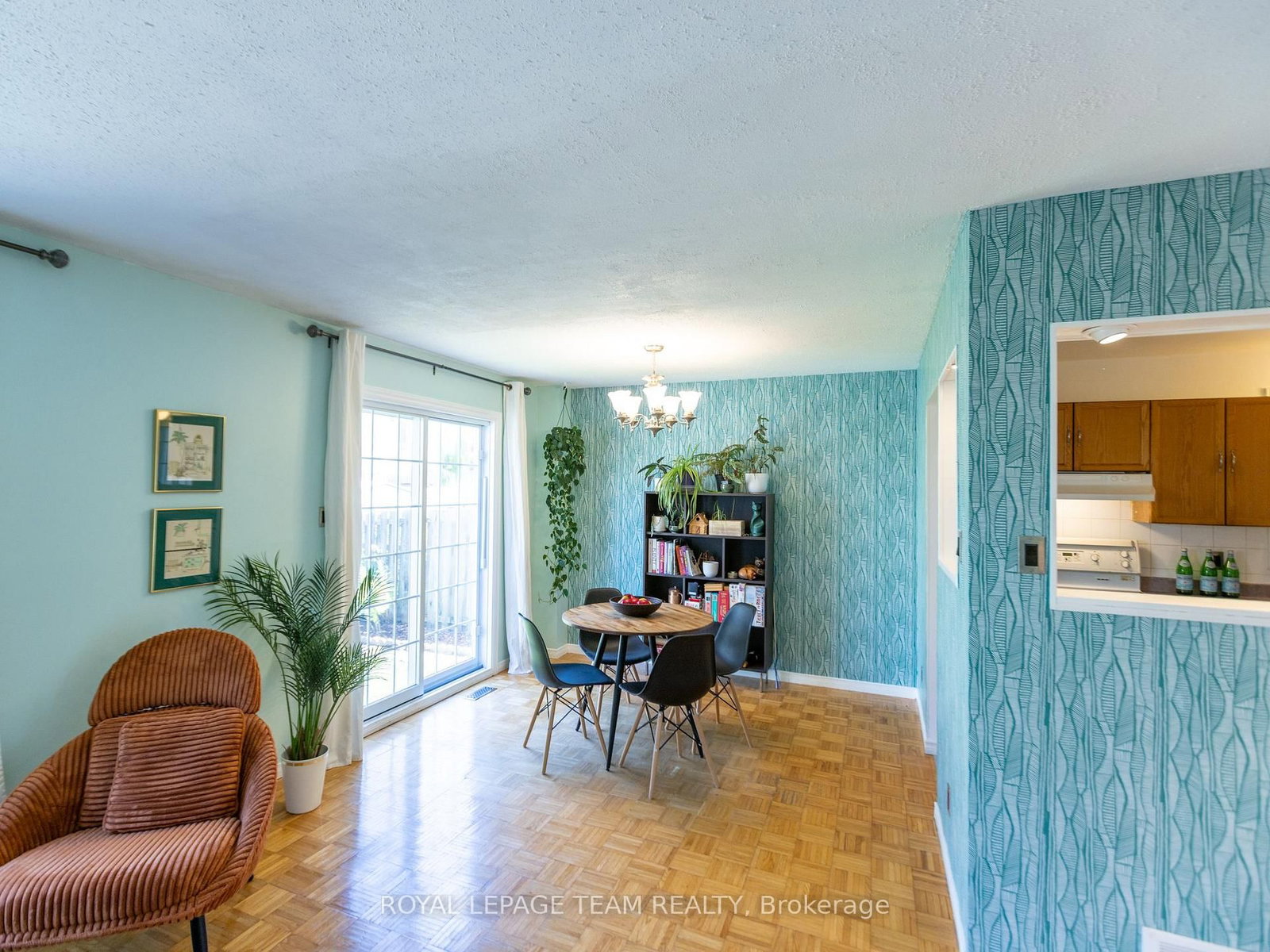 930 Alenmede Crescent • Ottawa, ON photo 7