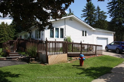 3172 Rue Principale Street • Alfred and Plantagenet, ON photo 3