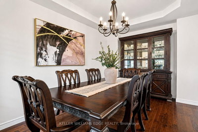 53 Valiant Circle • Hamilton, ON photo 5