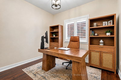 53 Valiant Circle • Hamilton, ON photo 6