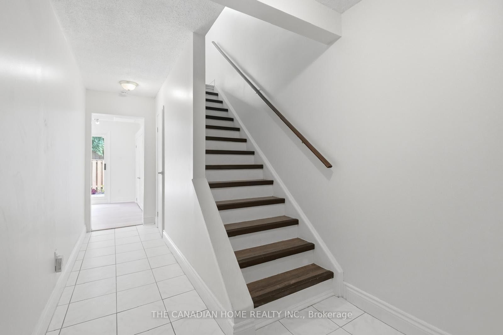 985 Limeridge Road • #25 • Hamilton, ON photo 5