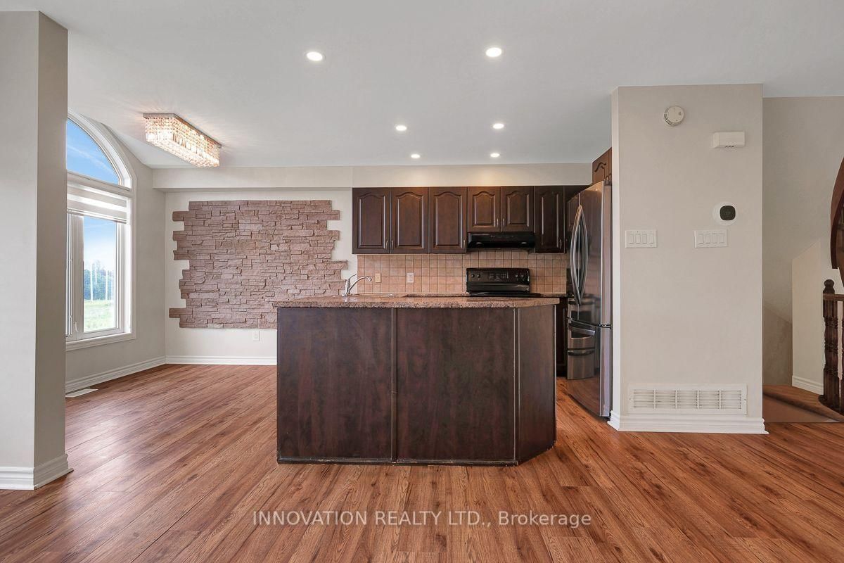 278 Forestbrook Street • Ottawa, ON photo 18