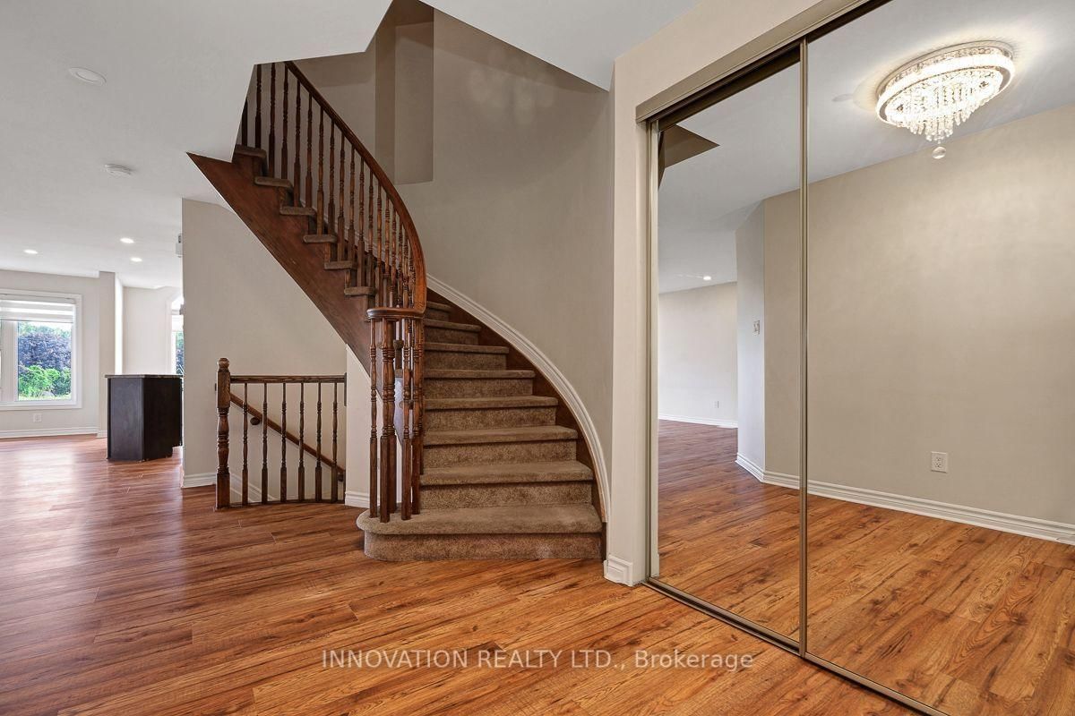 278 Forestbrook Street • Ottawa, ON photo 6