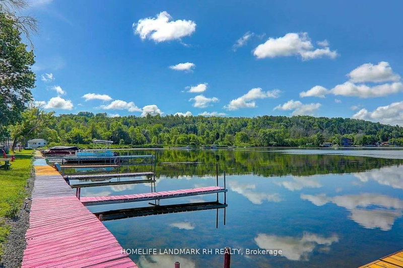 #18 - 523 Island View Road