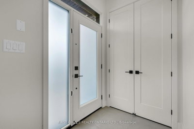 271 Queen Mary Street • Ottawa, ON photo 3