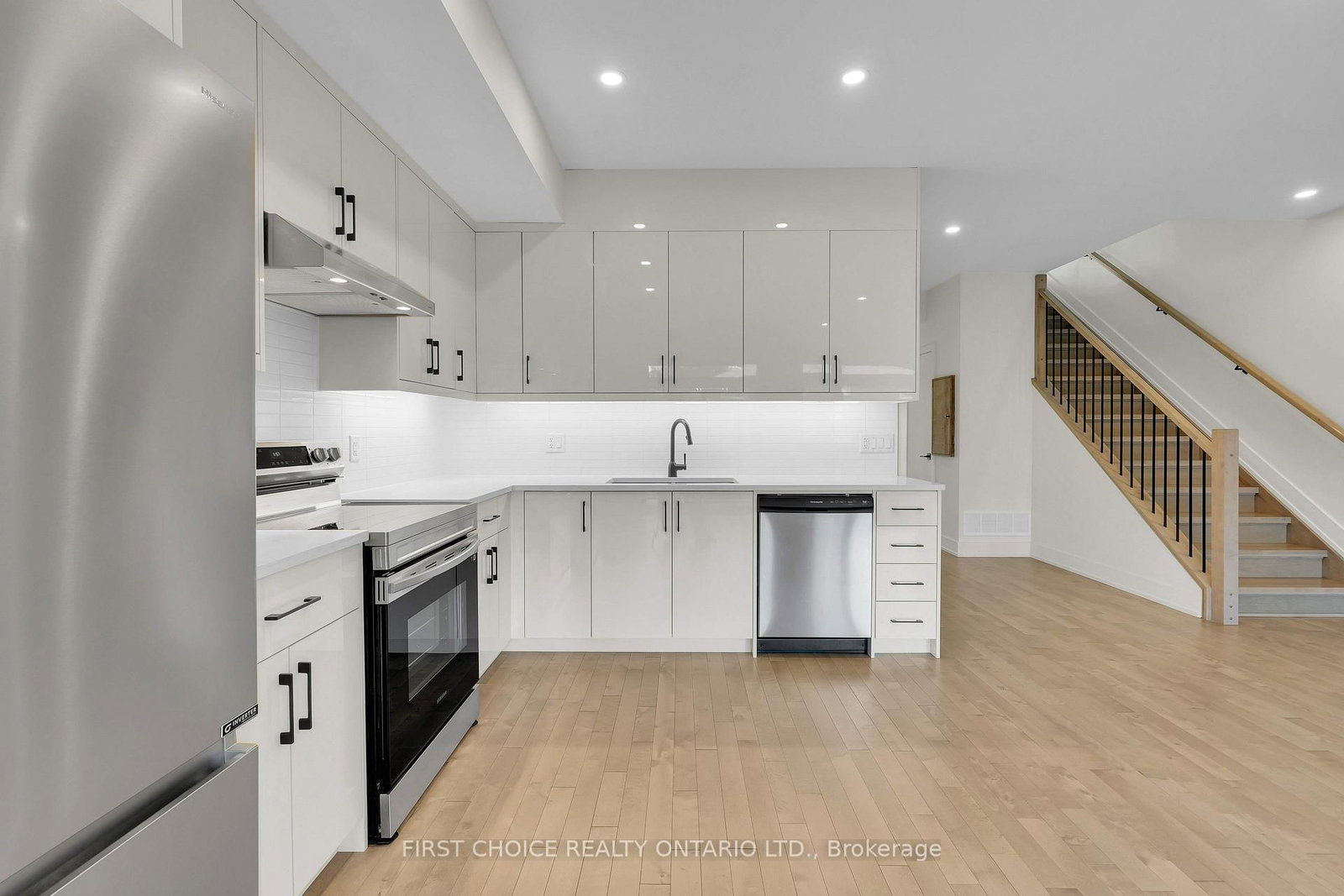 269-271 Queen Mary Street • Ottawa, ON photo 16