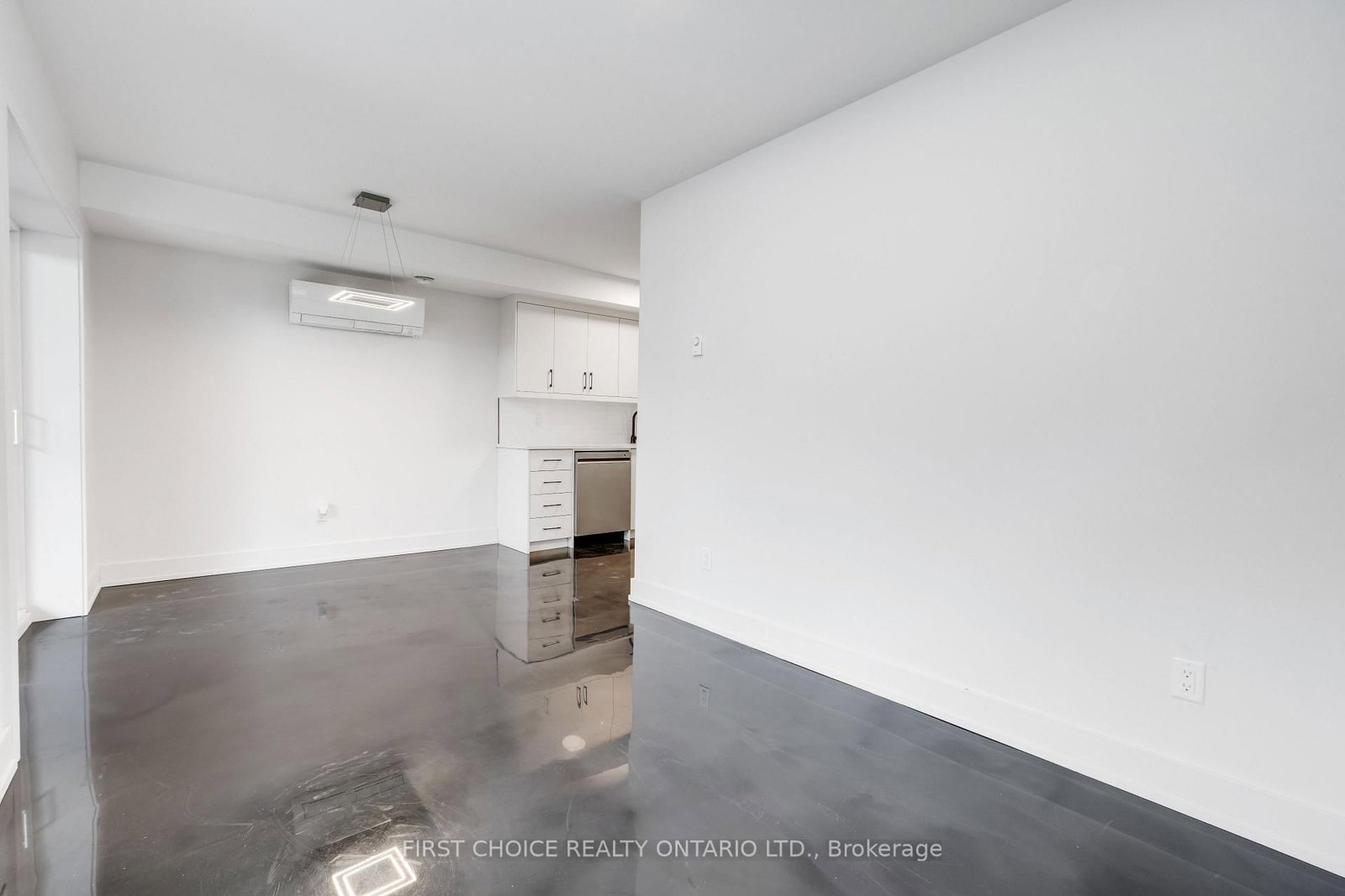 269-271 Queen Mary Street • Ottawa, ON photo 39
