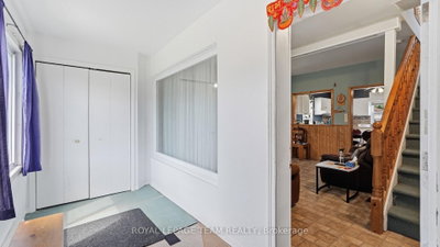 20 1/2 Lawrence Avenue • Cornwall, ON photo 4