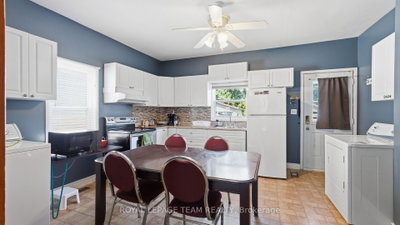 20 1/2 Lawrence Avenue • Cornwall, ON photo 8