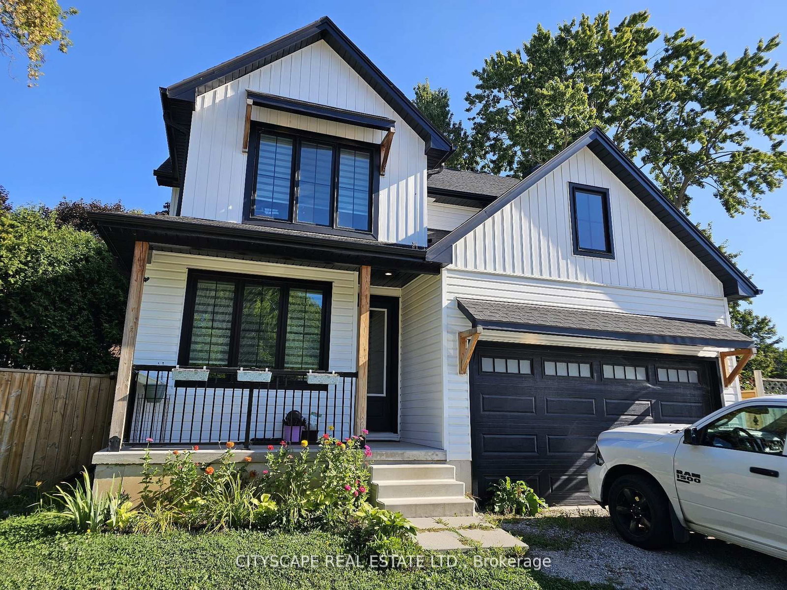 Detached House for sale at 274 Bell Street, Ingersoll, Ontario, N5C 2P3 - North - MLS: X13681058