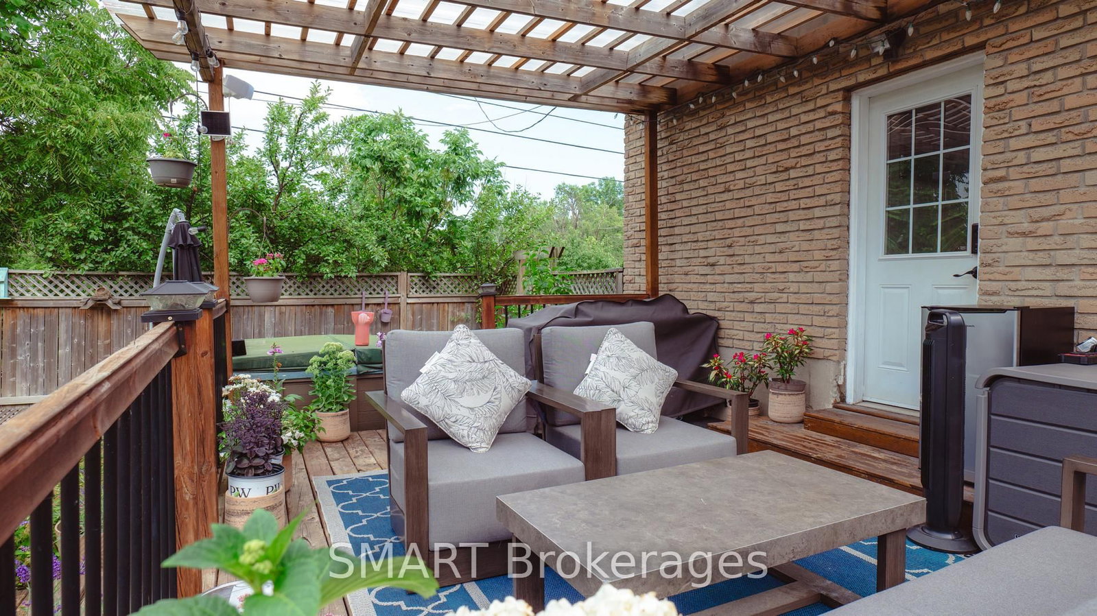 23 Moffatt Street • St. Catharines, ON photo 11