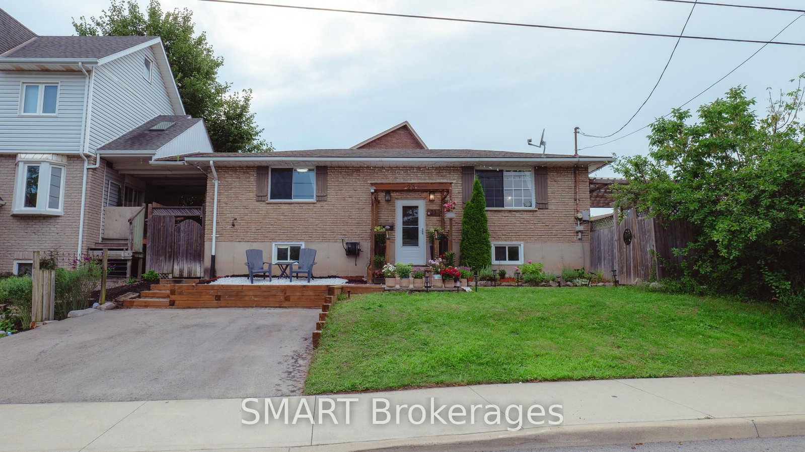 23 Moffatt Street • St. Catharines, ON photo 6
