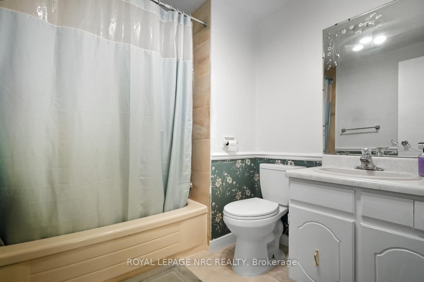 64 FORSTER Street • #14 • St. Catharines, ON photo 24