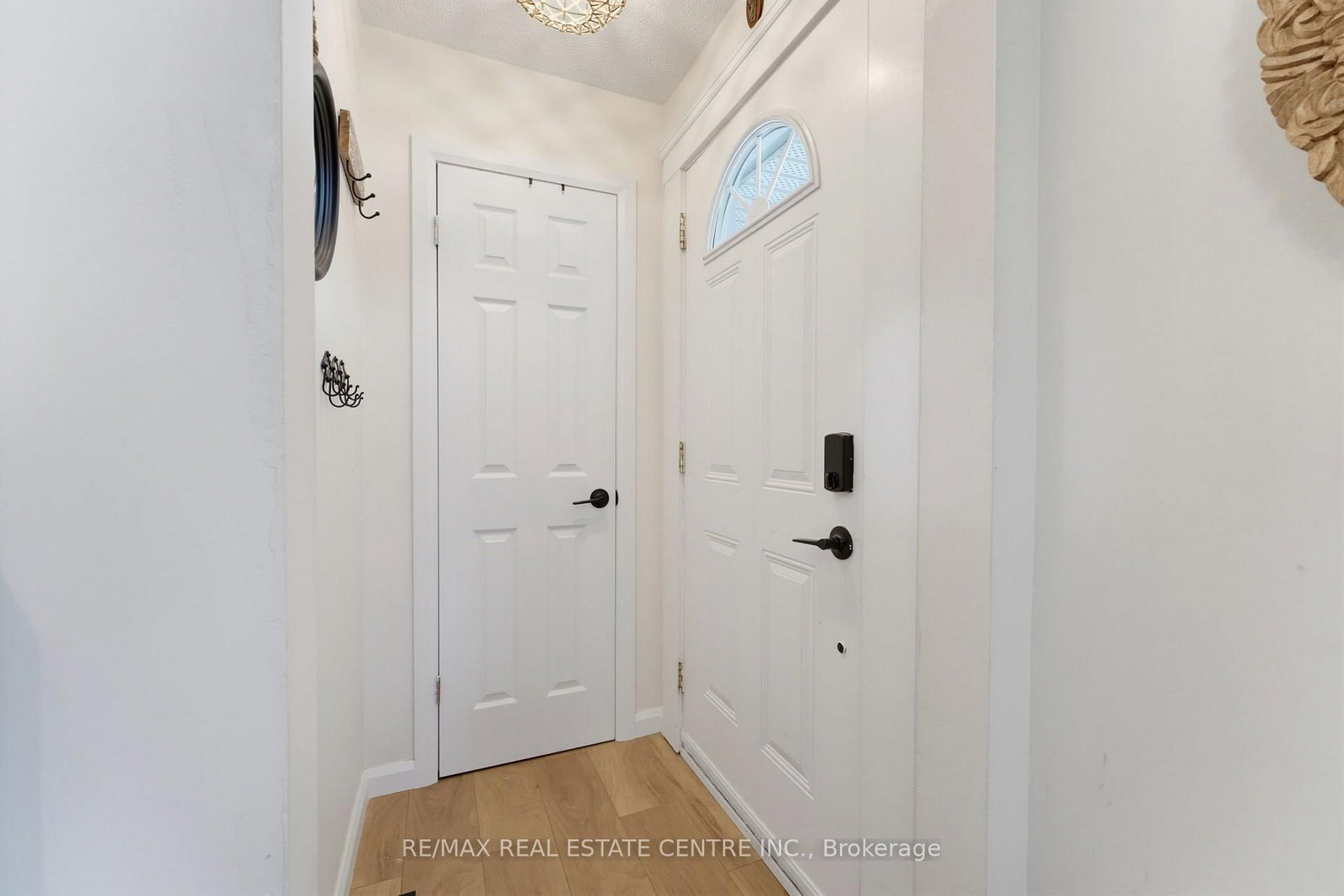 66 Scrimger Avenue • Cambridge, ON photo 5