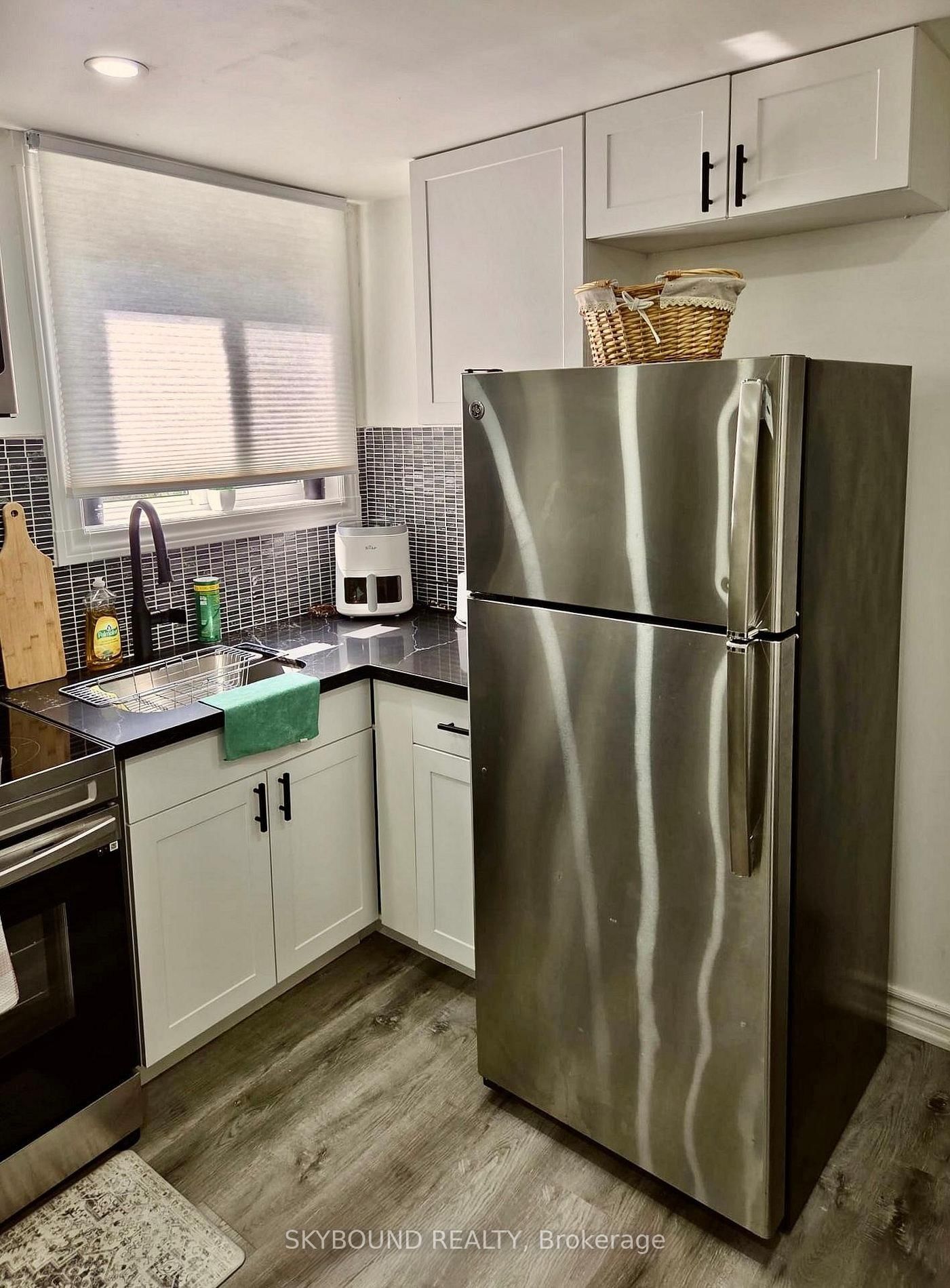 Apartment 1, Room #1 - 2586 Foxmeadow Road N, Peterborough 4