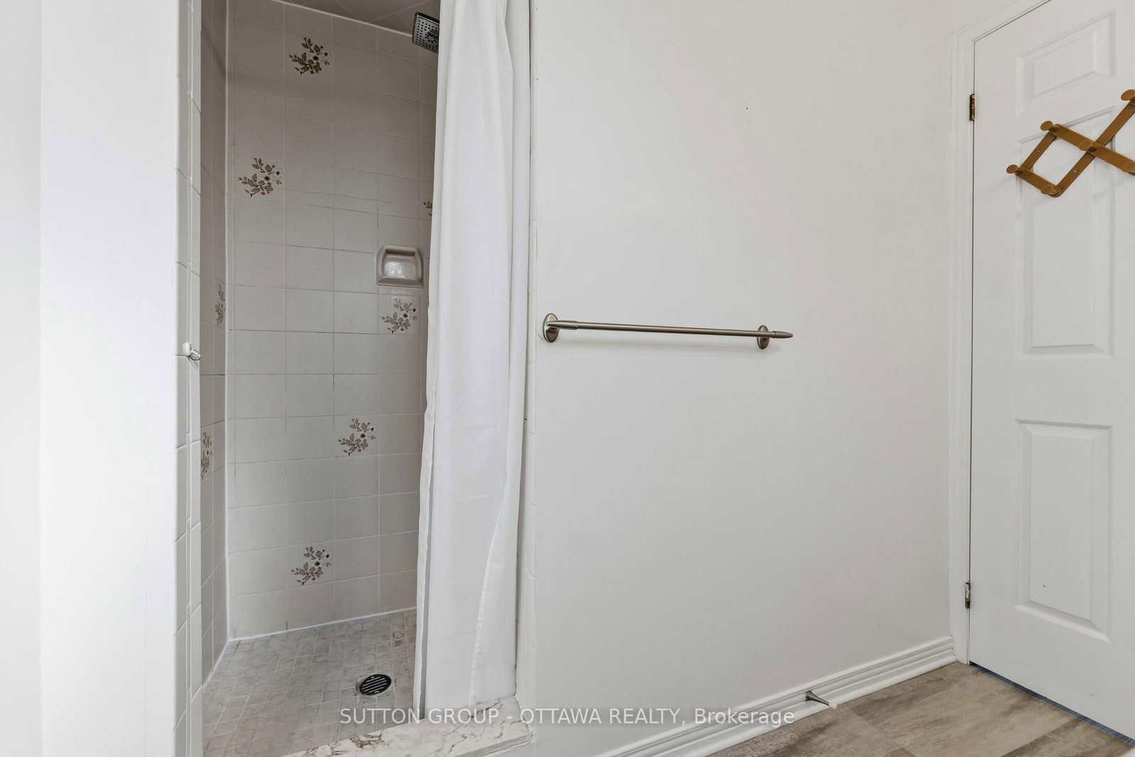 16 Crimson Gate • Ottawa, ON photo 26