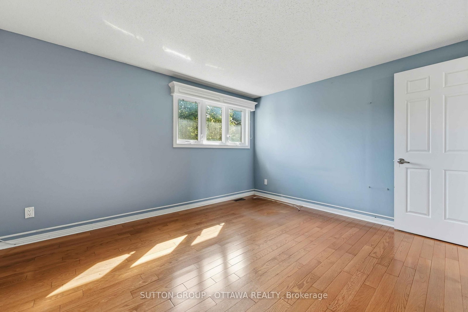16 Crimson Gate • Ottawa, ON photo 31