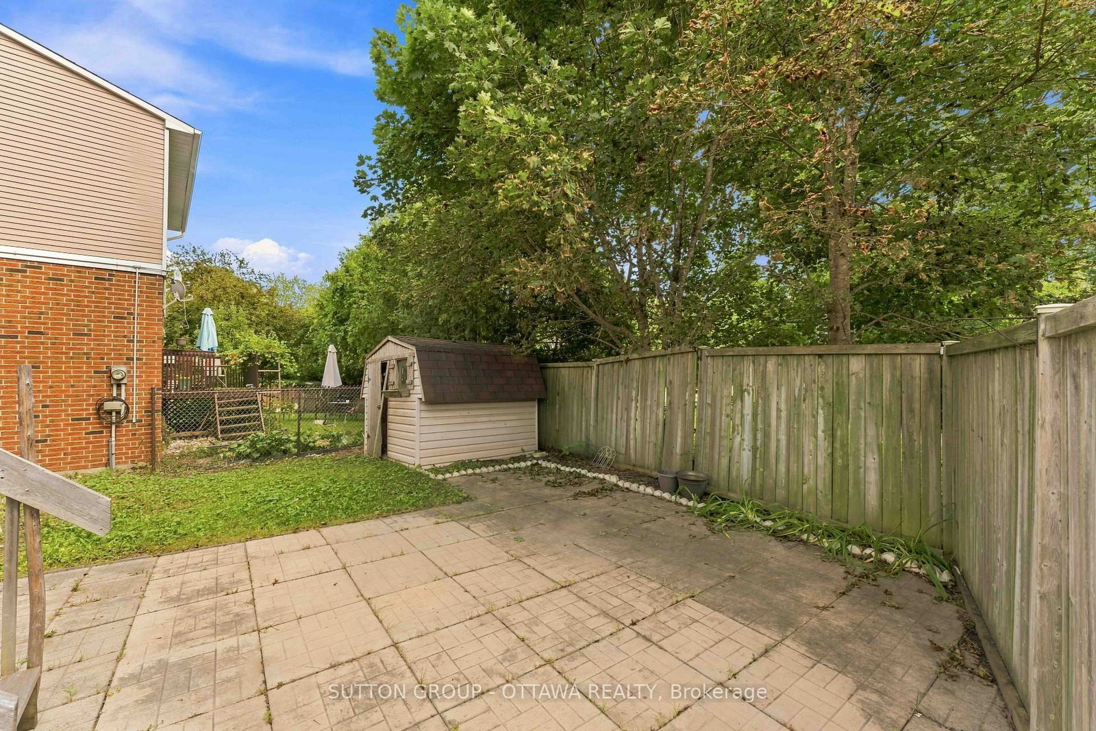 16 Crimson Gate • Ottawa, ON photo 48