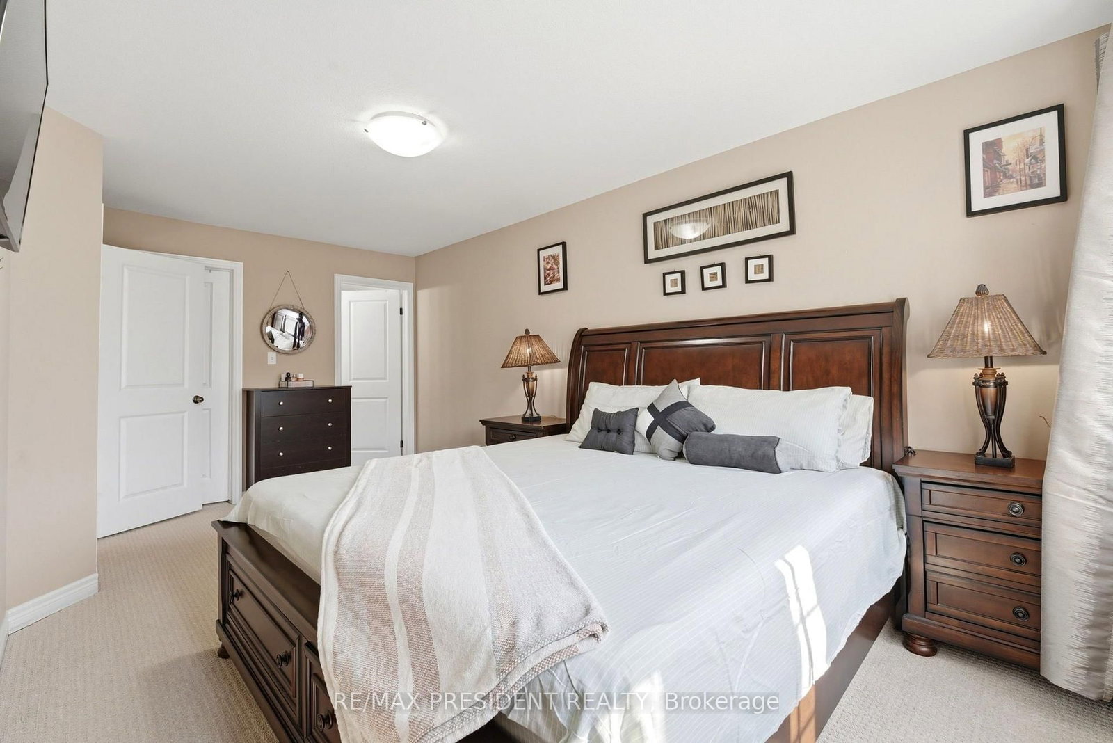 45 SEABREEZE Crescent • #23 • Hamilton, ON photo 16