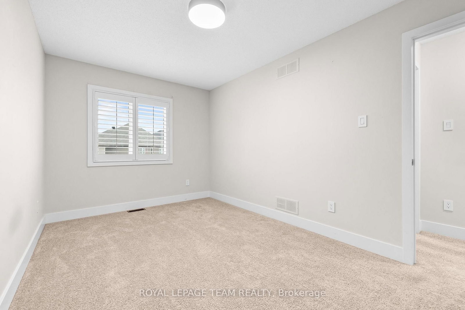 605 Tennant Way • Ottawa, ON photo 25