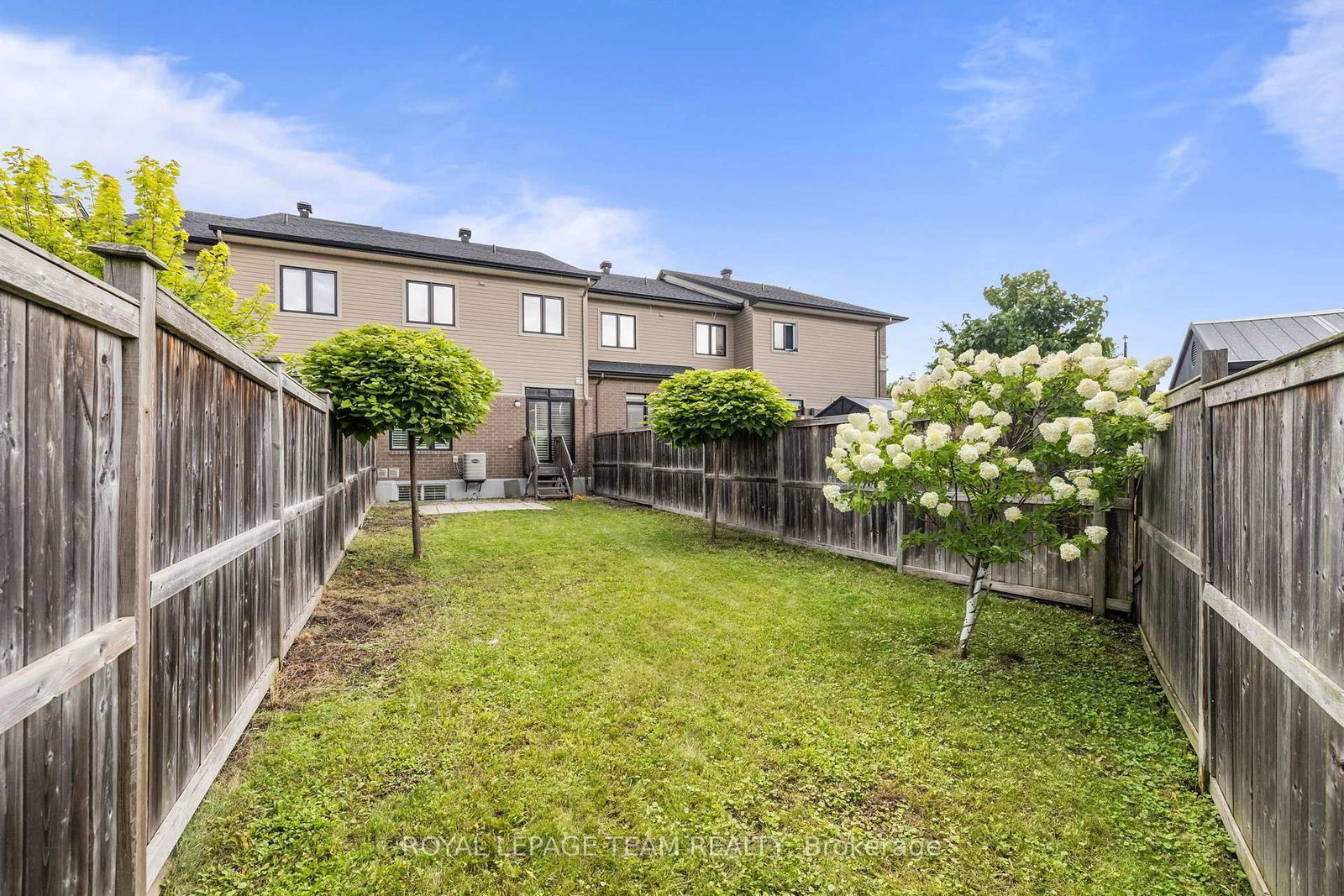 605 Tennant Way • Ottawa, ON photo 32