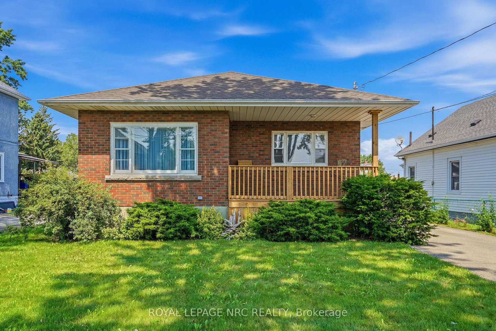 67 Wallace Avenue • Port Colborne, ON photo 2