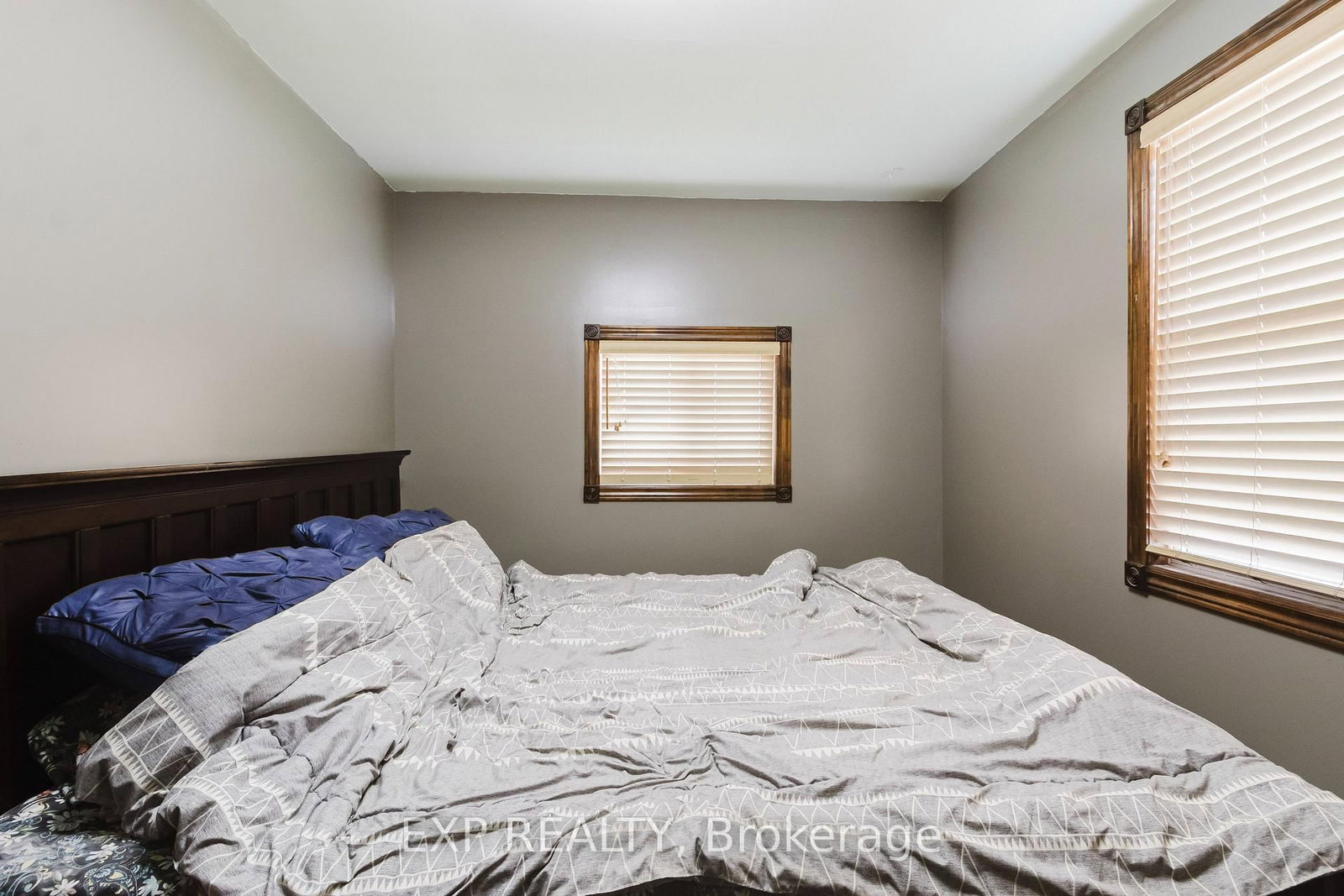9819 Onieda Road • Southwold, ON photo 11